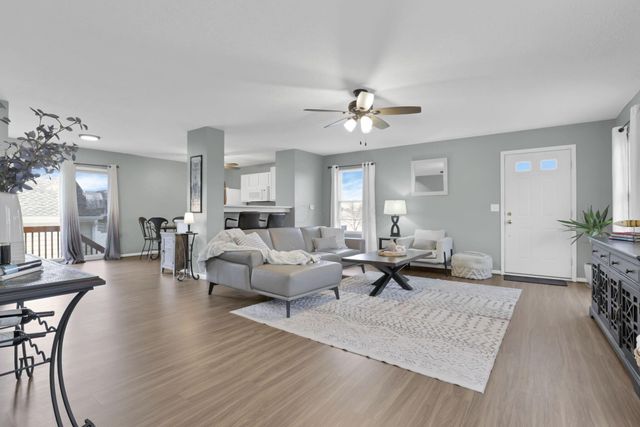 201 Autumn Ridge Circle, Pickerington, OH 43147