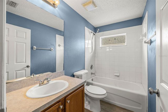 6114 SCHOOL HOUSE COURT, Wesley Chapel, FL 33545