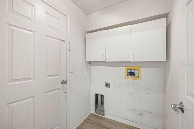 6114 SCHOOL HOUSE COURT, Wesley Chapel, FL 33545