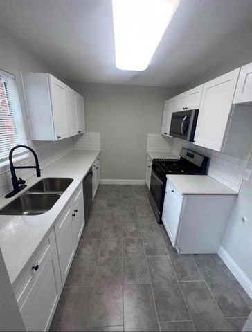 718 William Morton Drive, Richmond, TX 77406