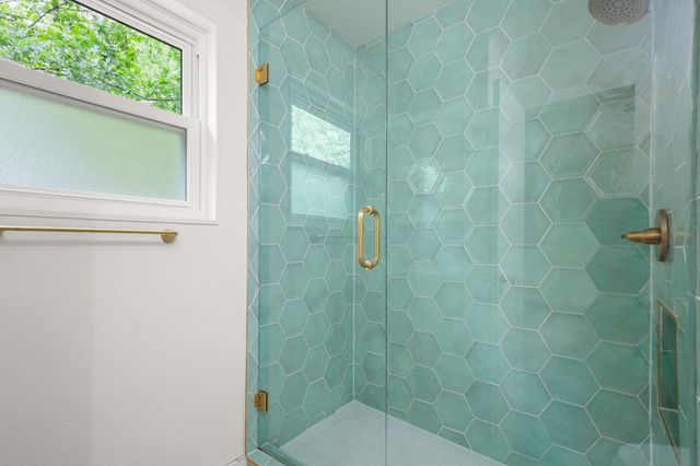 8503 Cornwall DR, Austin, TX 78748