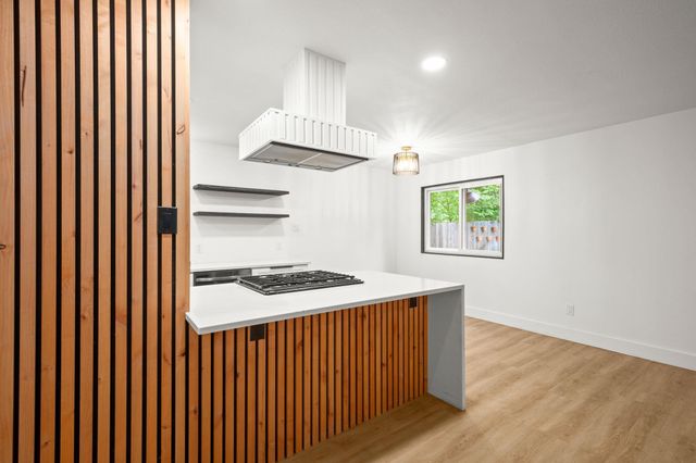 8503 Cornwall DR, Austin, TX 78748