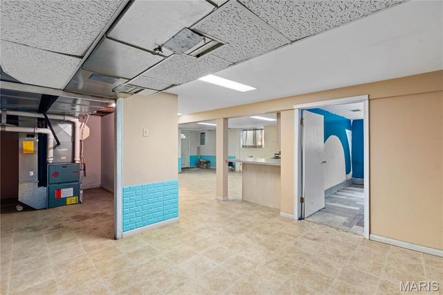 701 Garlyn Court, St Louis, MO 63123