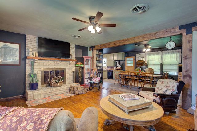 1010 N Main, Winnsboro, TX 75494