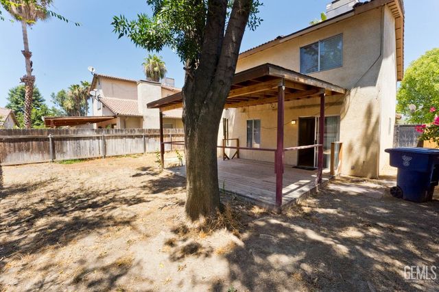 6513 Pine View Drive, Bakersfield, CA 93307