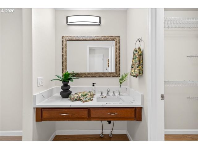 3360 Nw 178TH Ave, Portland, OR 97229