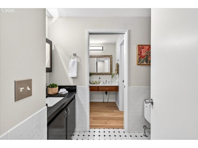 3360 Nw 178TH Ave, Portland, OR 97229