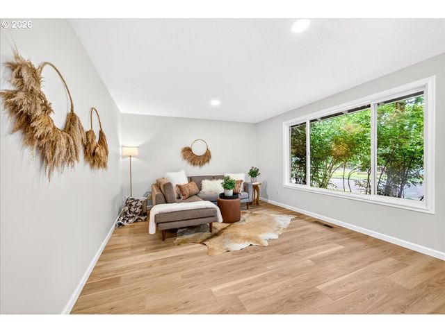3360 Nw 178TH Ave, Portland, OR 97229