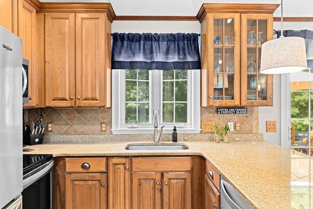 72 Papermill Rd 72, Wareham, MA 02576