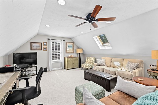 72 Papermill Rd 72, Wareham, MA 02576