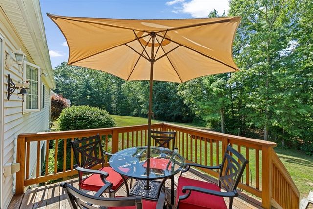 72 Papermill Rd 72, Wareham, MA 02576