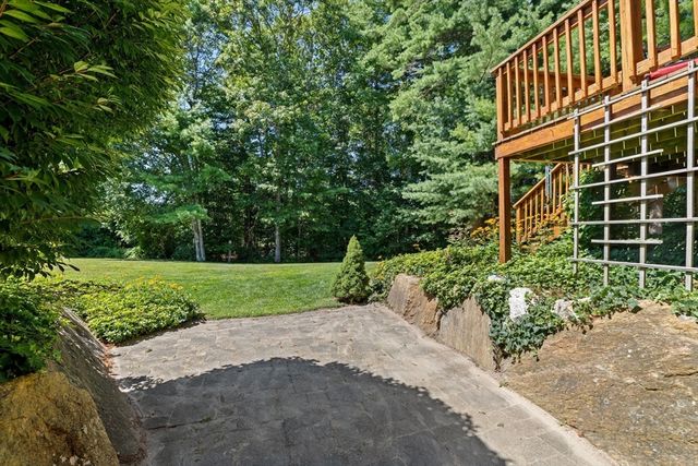 72 Papermill Rd 72, Wareham, MA 02576