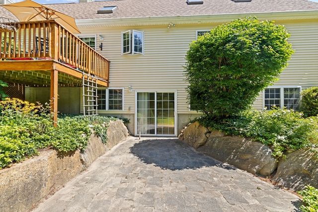 72 Papermill Rd 72, Wareham, MA 02576