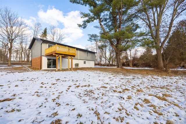 1628 E Noxon Road, Lagrangeville, NY 12540