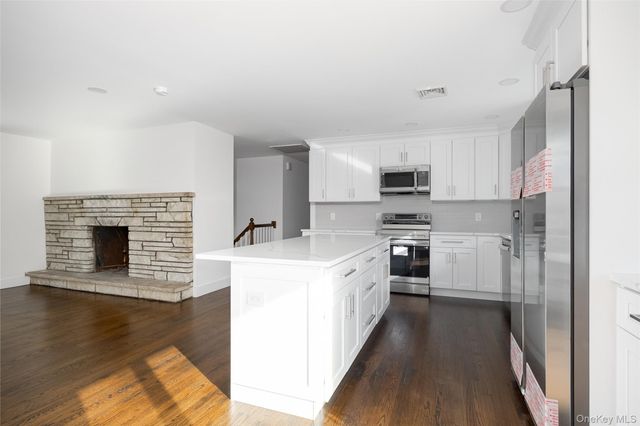 1628 E Noxon Road, Lagrangeville, NY 12540