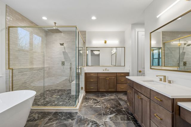 8678 Poplar Creek Rd, Nashville, TN 37221