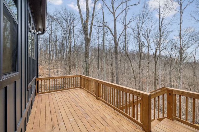 8678 Poplar Creek Rd, Nashville, TN 37221