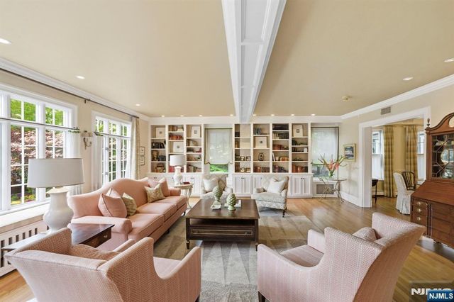 203 Heights Road, Ridgewood, NJ 07450