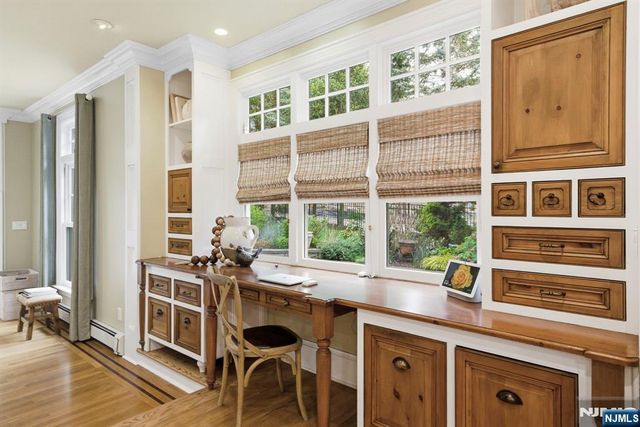 203 Heights Road, Ridgewood, NJ 07450