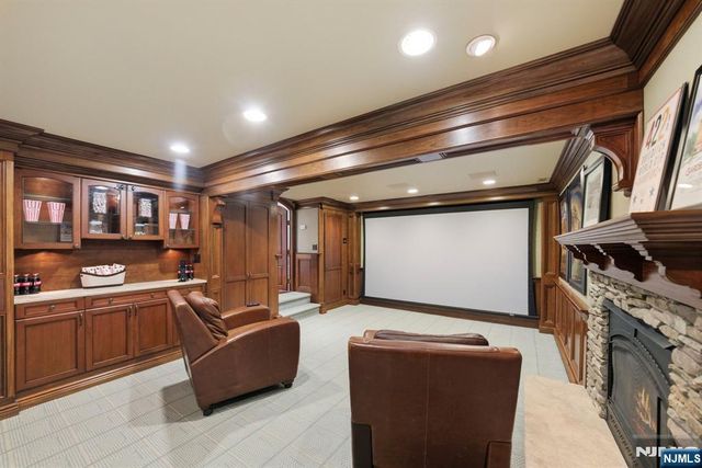 203 Heights Road, Ridgewood, NJ 07450