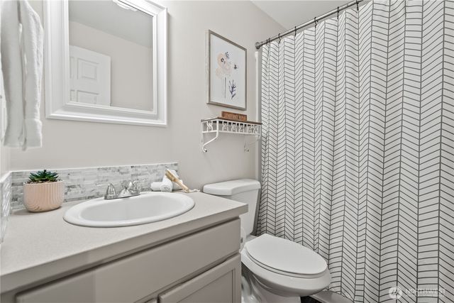 7386 Yellow Fin Court, Blaine, WA 98230