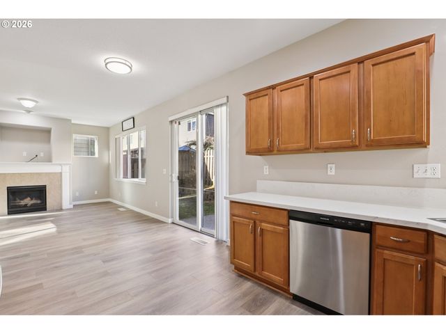 1649 Sw MIRANDA Pl, Troutdale, OR 97060