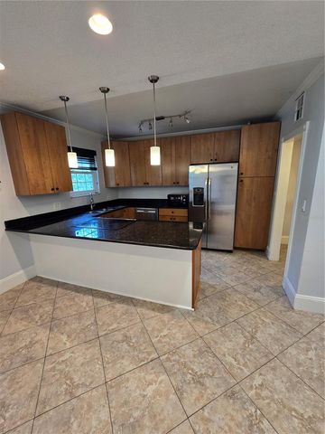 612 E CHURCH STREET, Orlando, FL 32801