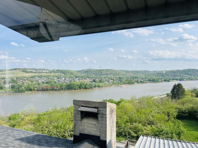 490 Mount Hope Avenue, Cincinnati, OH 45204