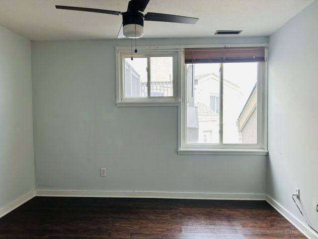 490 Mount Hope Avenue, Cincinnati, OH 45204