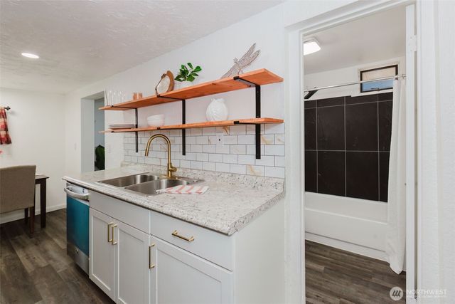 2122 15th Street, Bremerton, WA 98312