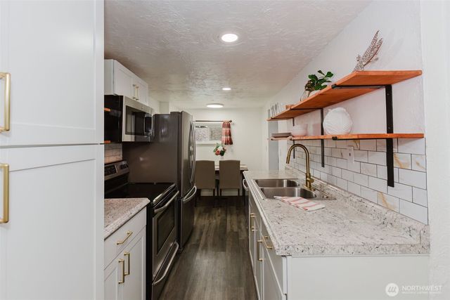 2122 15th Street, Bremerton, WA 98312