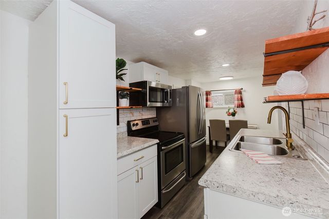 2122 15th Street, Bremerton, WA 98312