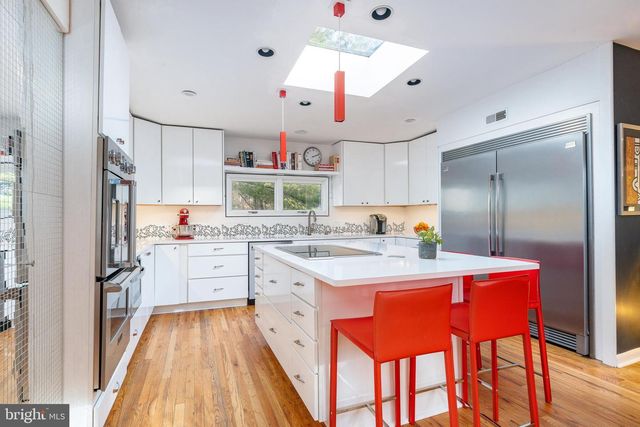 104 E BELLS MILL RD, Philadelphia, PA 19118