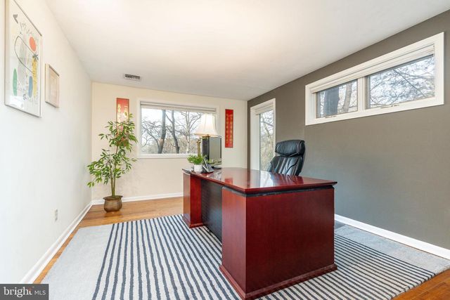 104 E BELLS MILL RD, Philadelphia, PA 19118