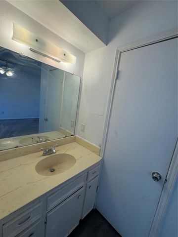 9330 Tooley Drive, Houston, TX 77031