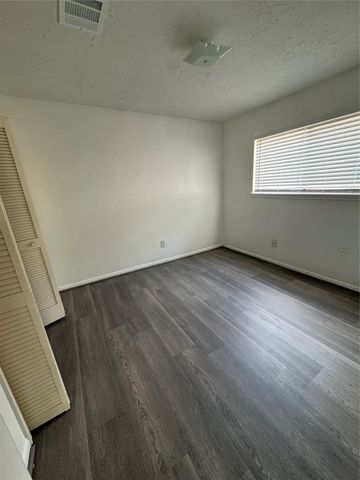 9330 Tooley Drive, Houston, TX 77031