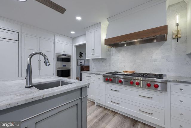 1400 MENTZER RD, Lancaster, PA 17602