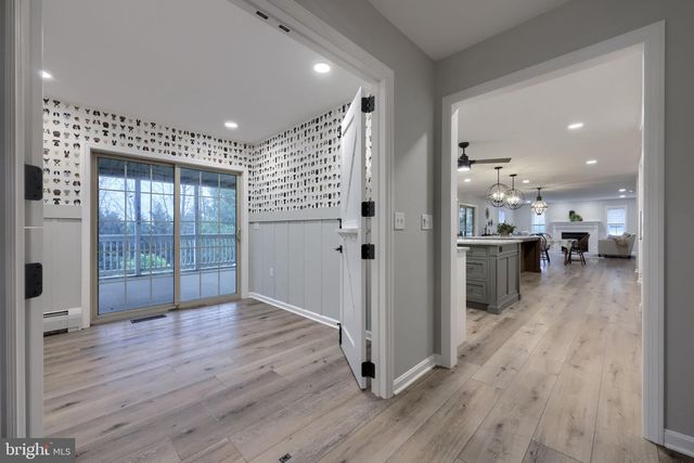 1400 MENTZER RD, Lancaster, PA 17602