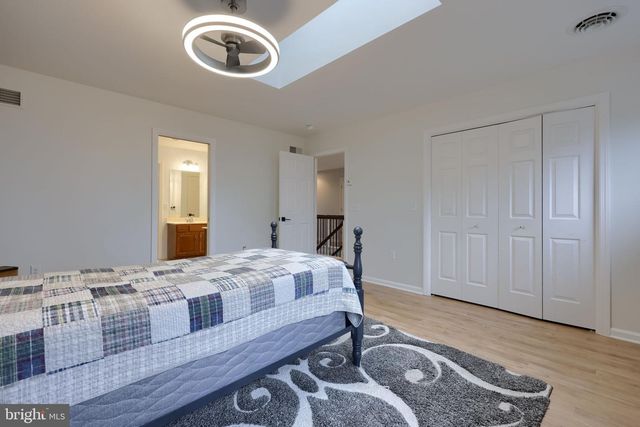 1400 MENTZER RD, Lancaster, PA 17602