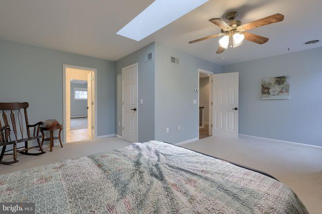 1400 MENTZER RD, Lancaster, PA 17602