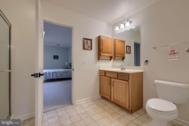 1400 MENTZER RD, Lancaster, PA 17602