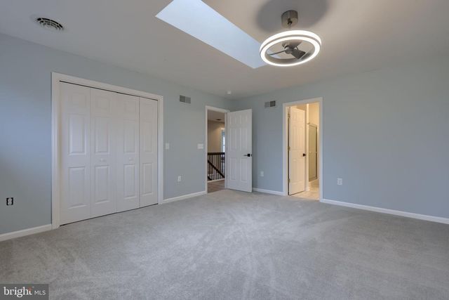 1400 MENTZER RD, Lancaster, PA 17602