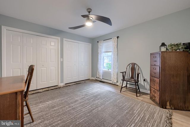 1400 MENTZER RD, Lancaster, PA 17602