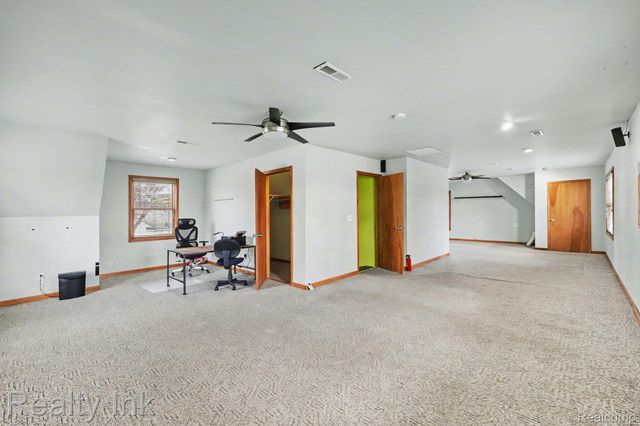 27132 Groveland Street, Madison Heights, MI 48071