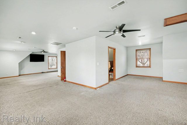 27132 Groveland Street, Madison Heights, MI 48071