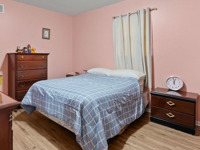 636 E 156th Place, South Holland, IL 60473