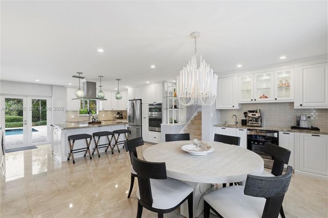 3721 NE 15th Avenue, Oakland Park, FL 33334