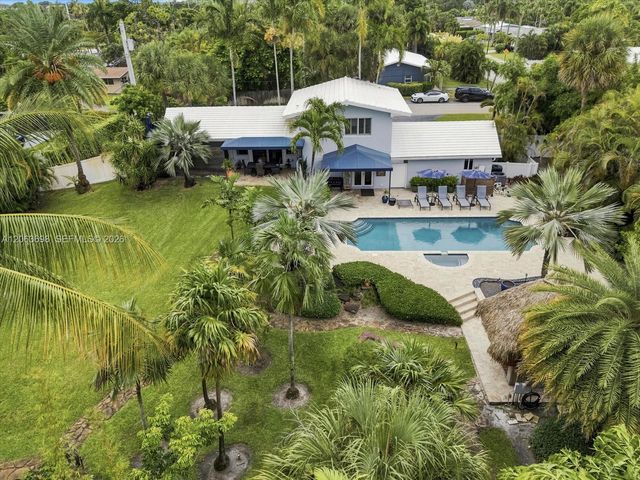3721 NE 15th Avenue, Oakland Park, FL 33334