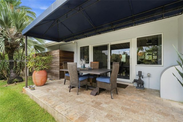 3721 NE 15th Avenue, Oakland Park, FL 33334