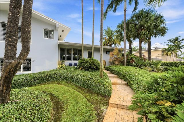 3721 NE 15th Avenue, Oakland Park, FL 33334